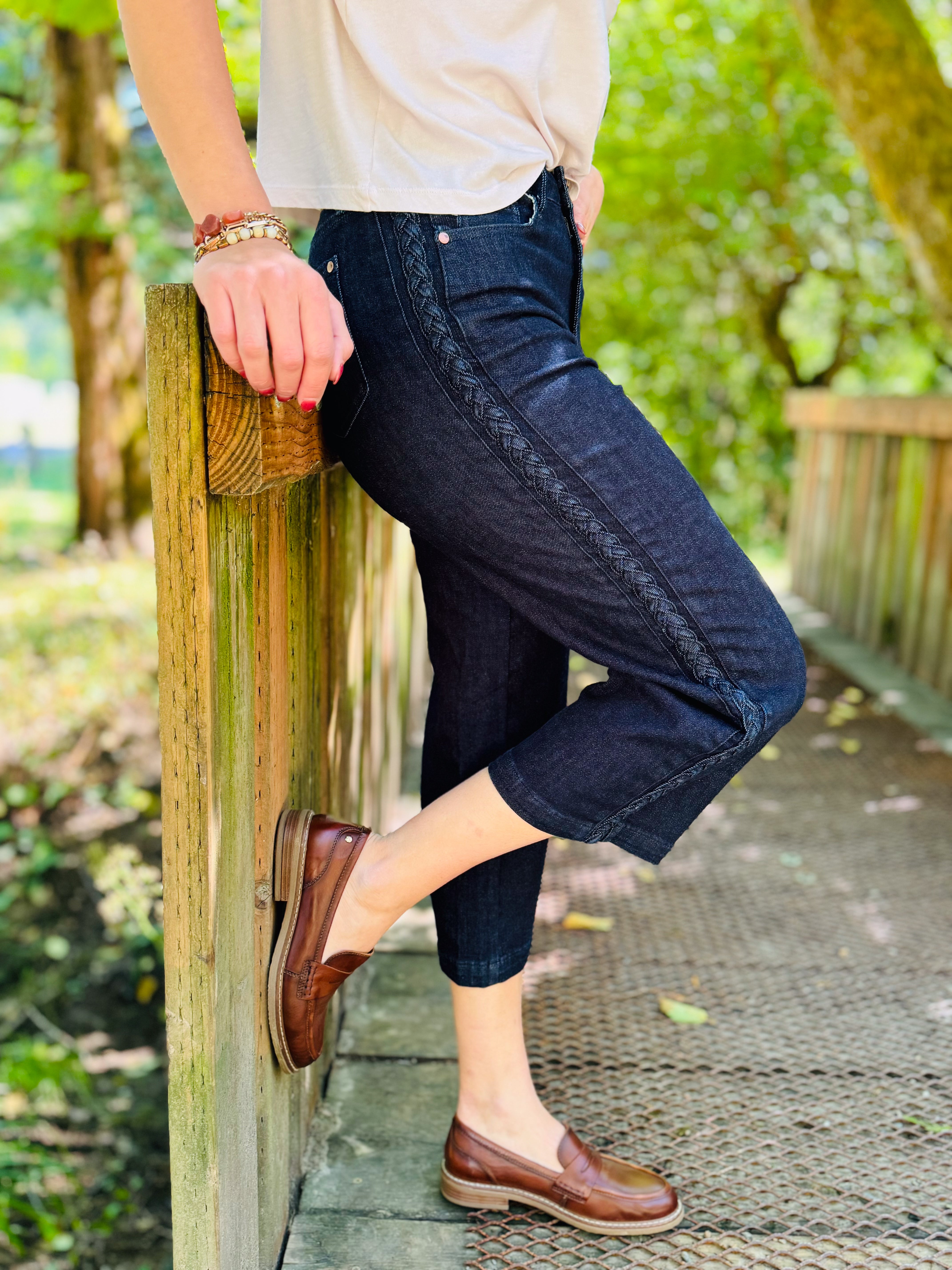 High Waist Side Braid Crop