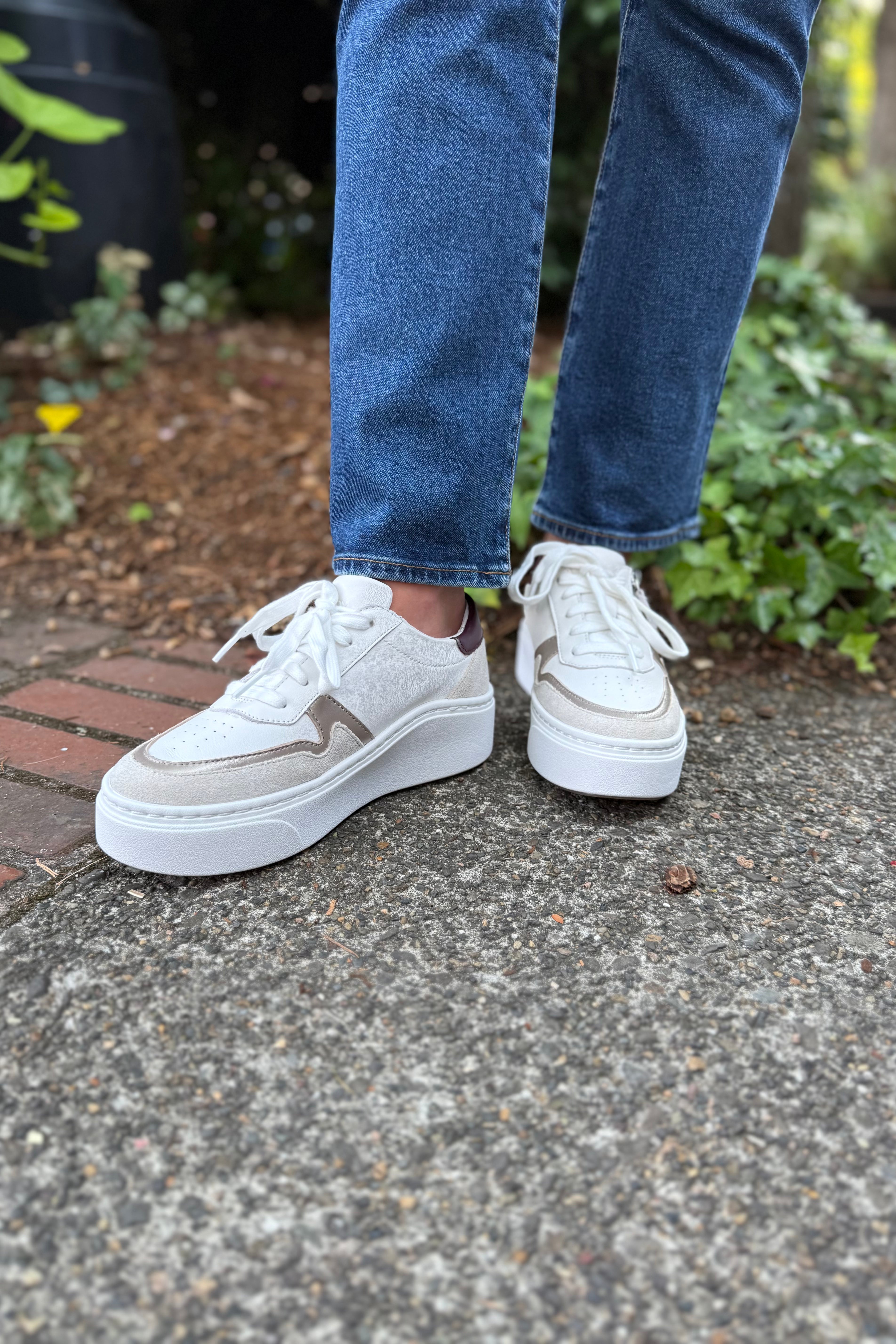Leigh Sneaker