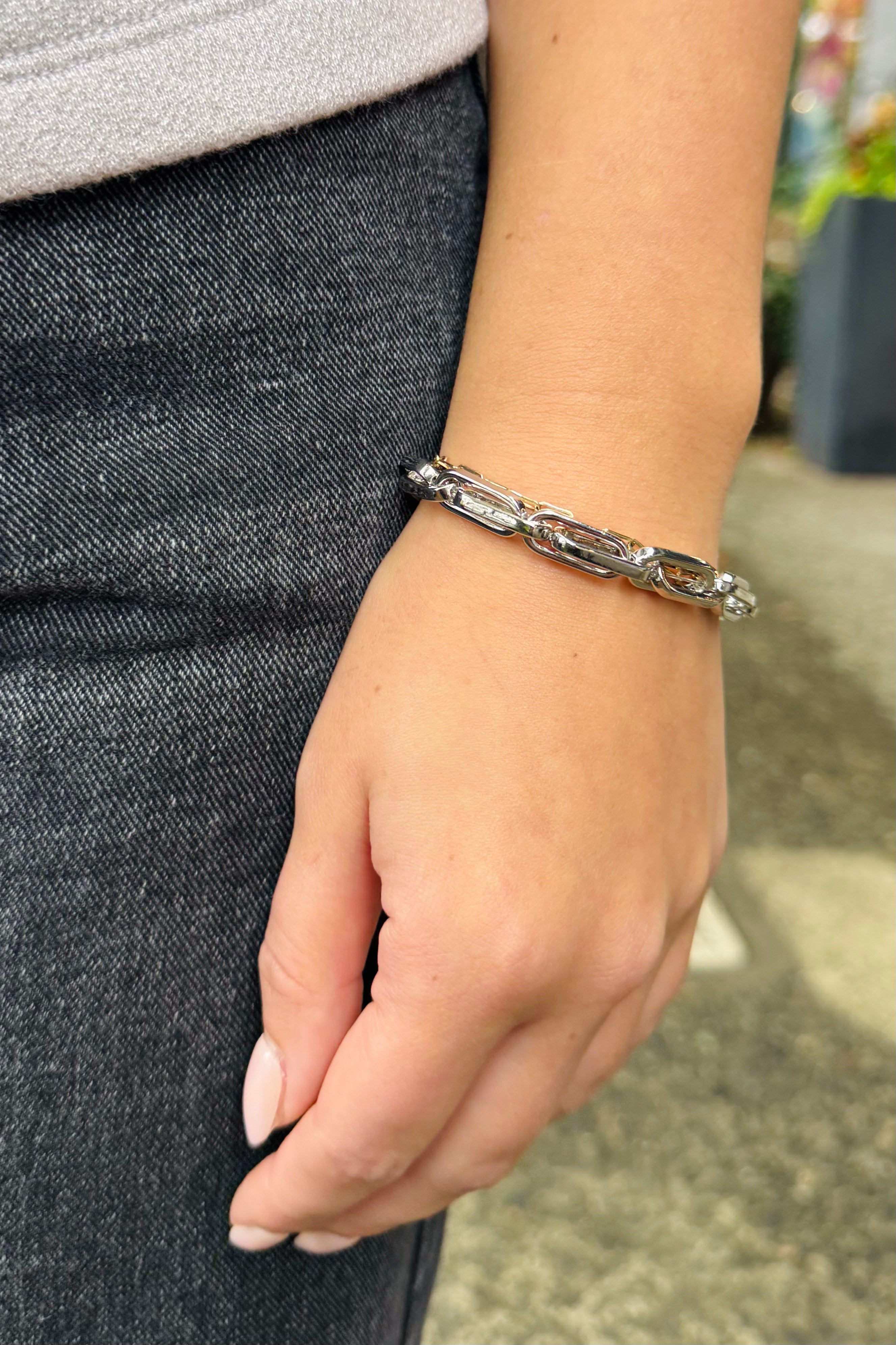 Stretchy Paperclip Bracelet