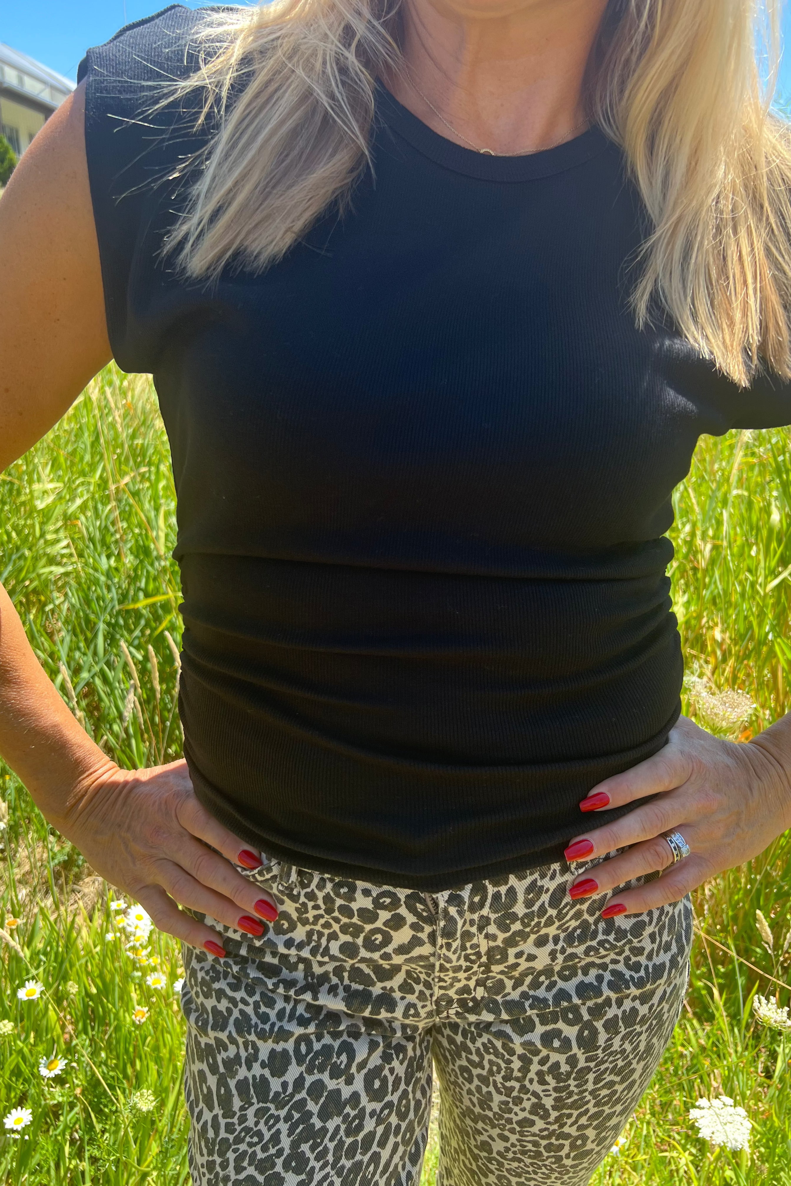 Joni Top-Black