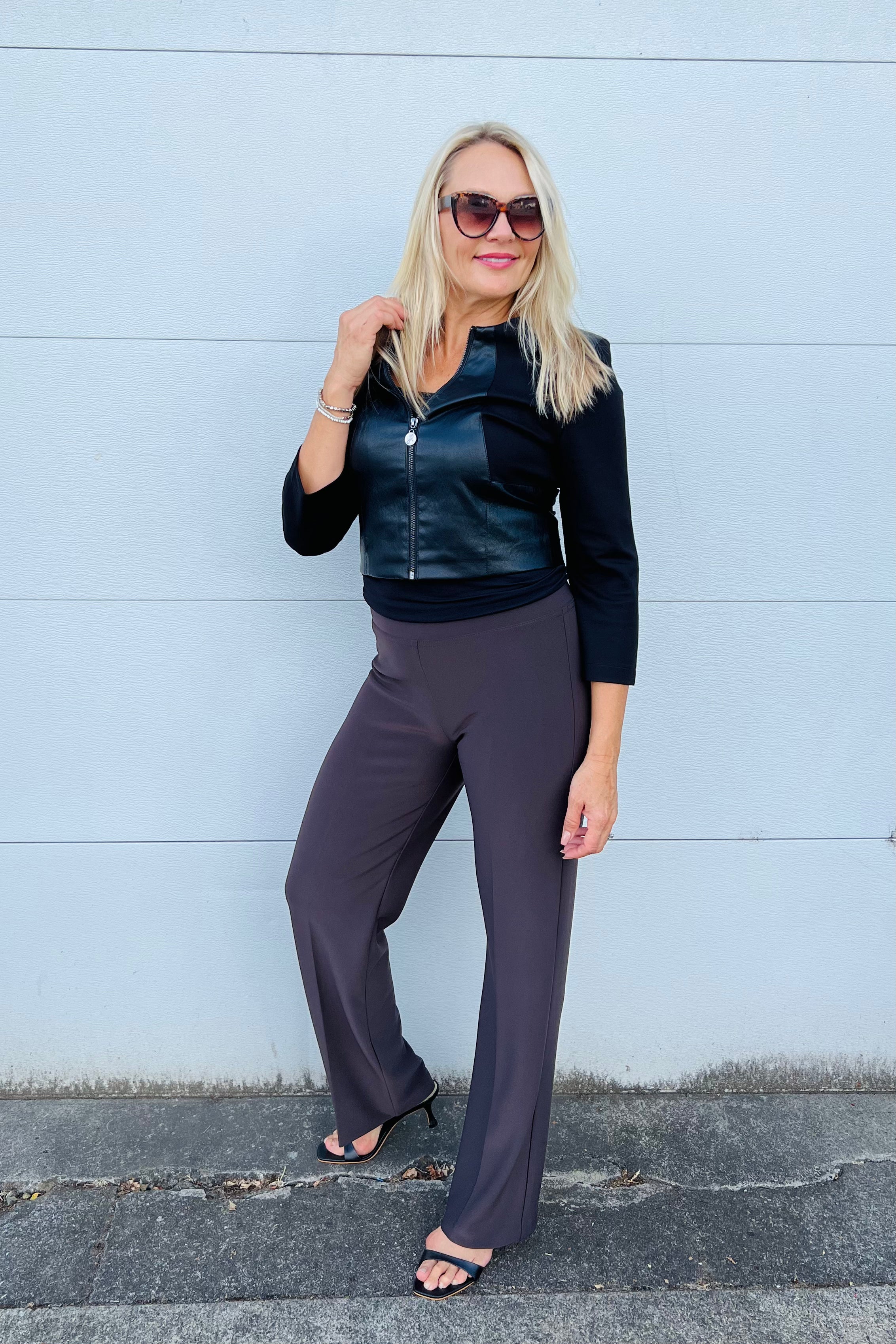 Classic Wide Leg Pant