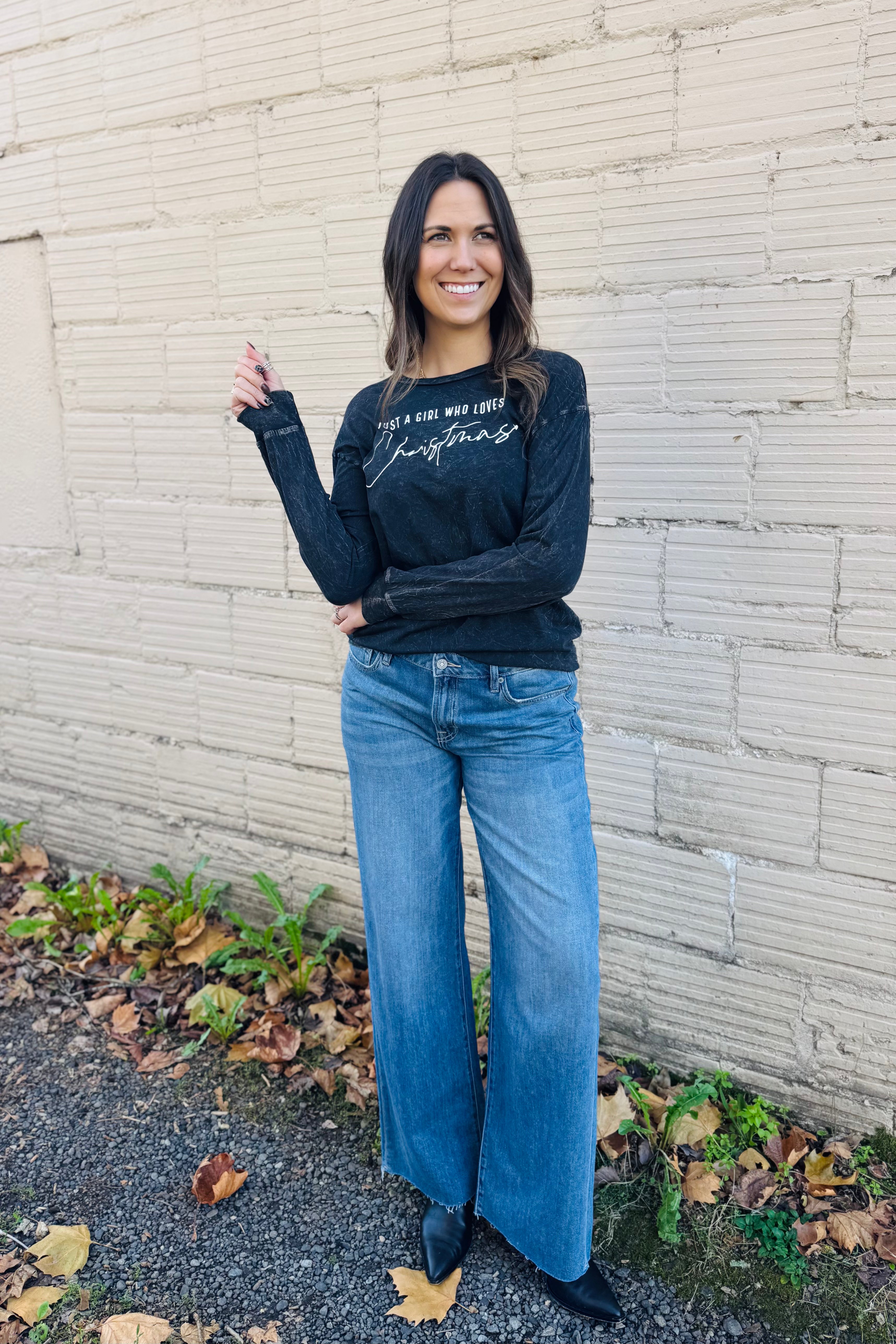 Just A Girl Who Loves Christmas