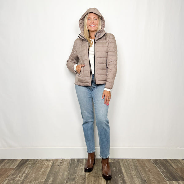 Lightweight Puffer Jacket with Removable Hood