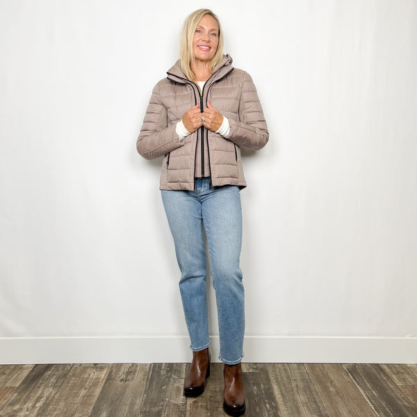 Lightweight Puffer Jacket with Removable Hood