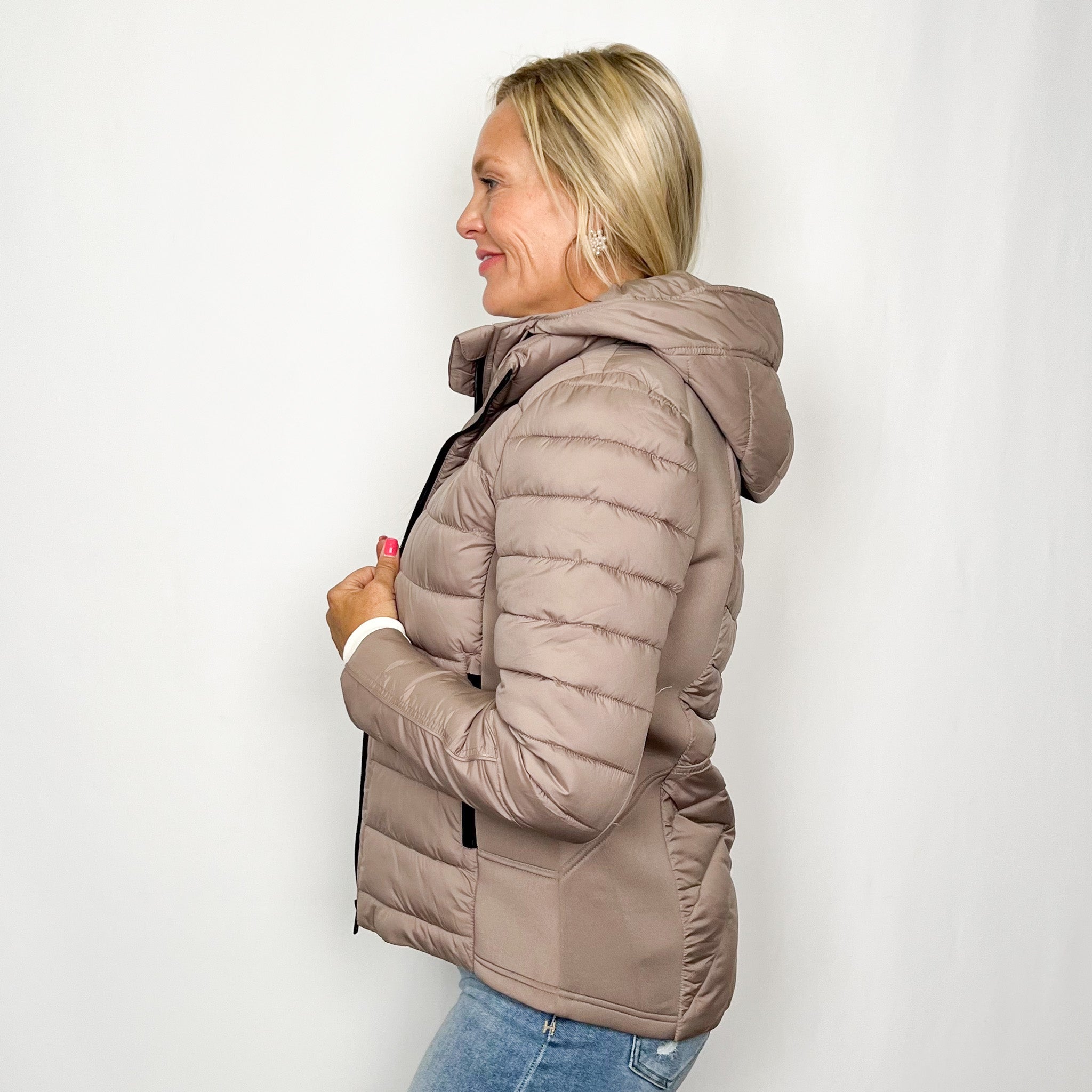 Lightweight Puffer Jacket with Removable Hood