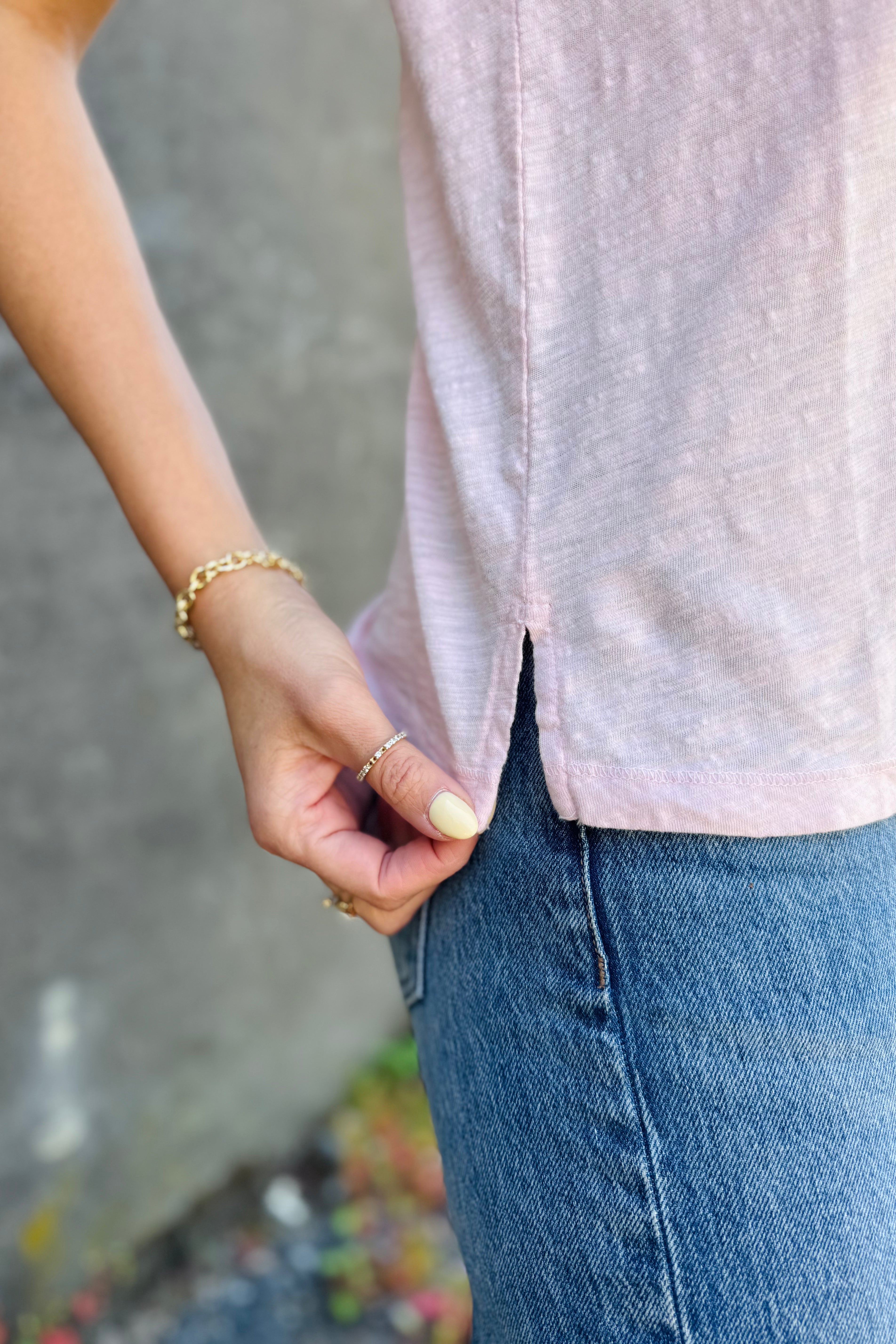 S/S Boxy V-Neck Tee-Rosewater