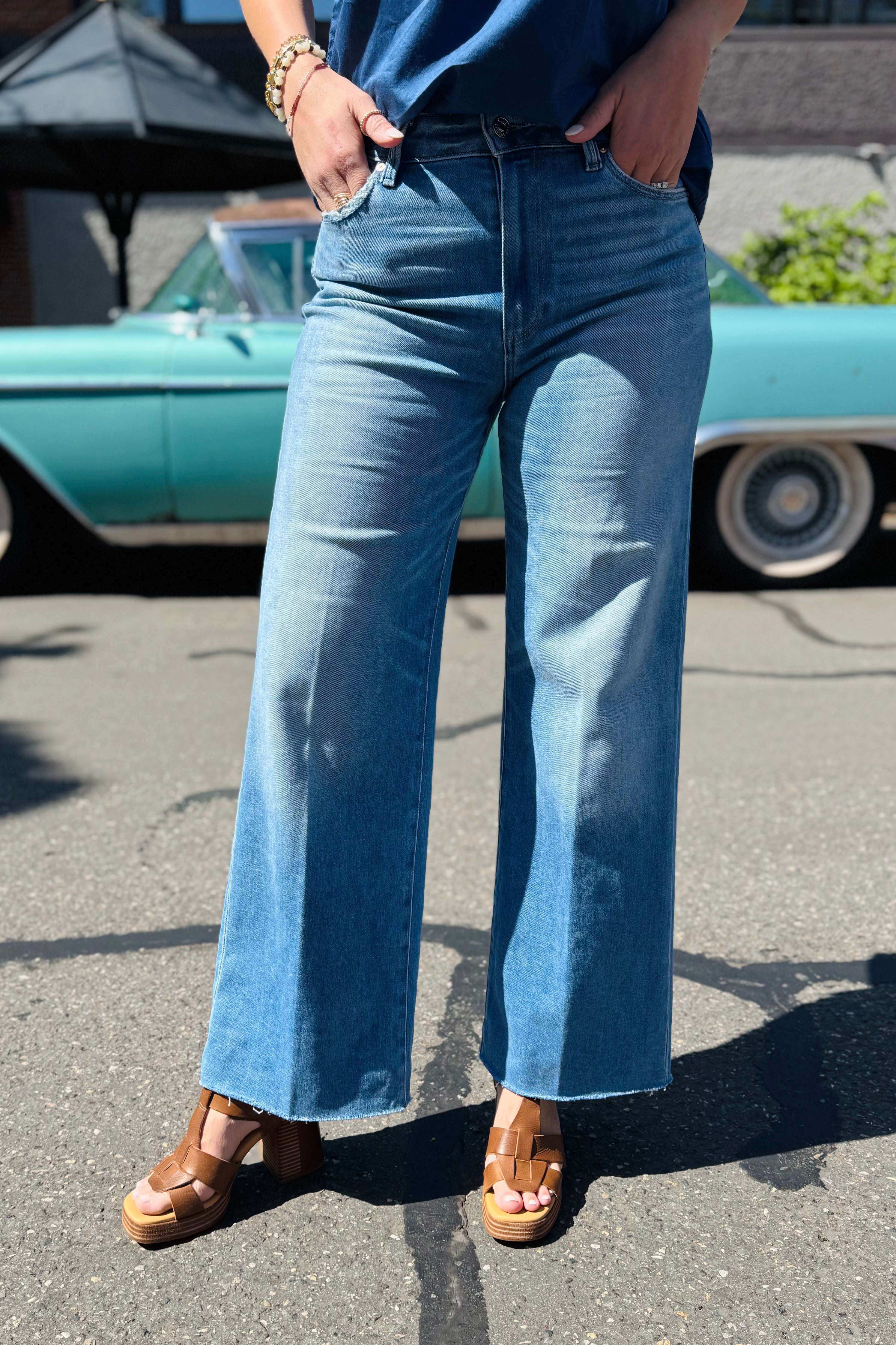 Anessa 31" w/ Raw Hem+Seamed Beltloops