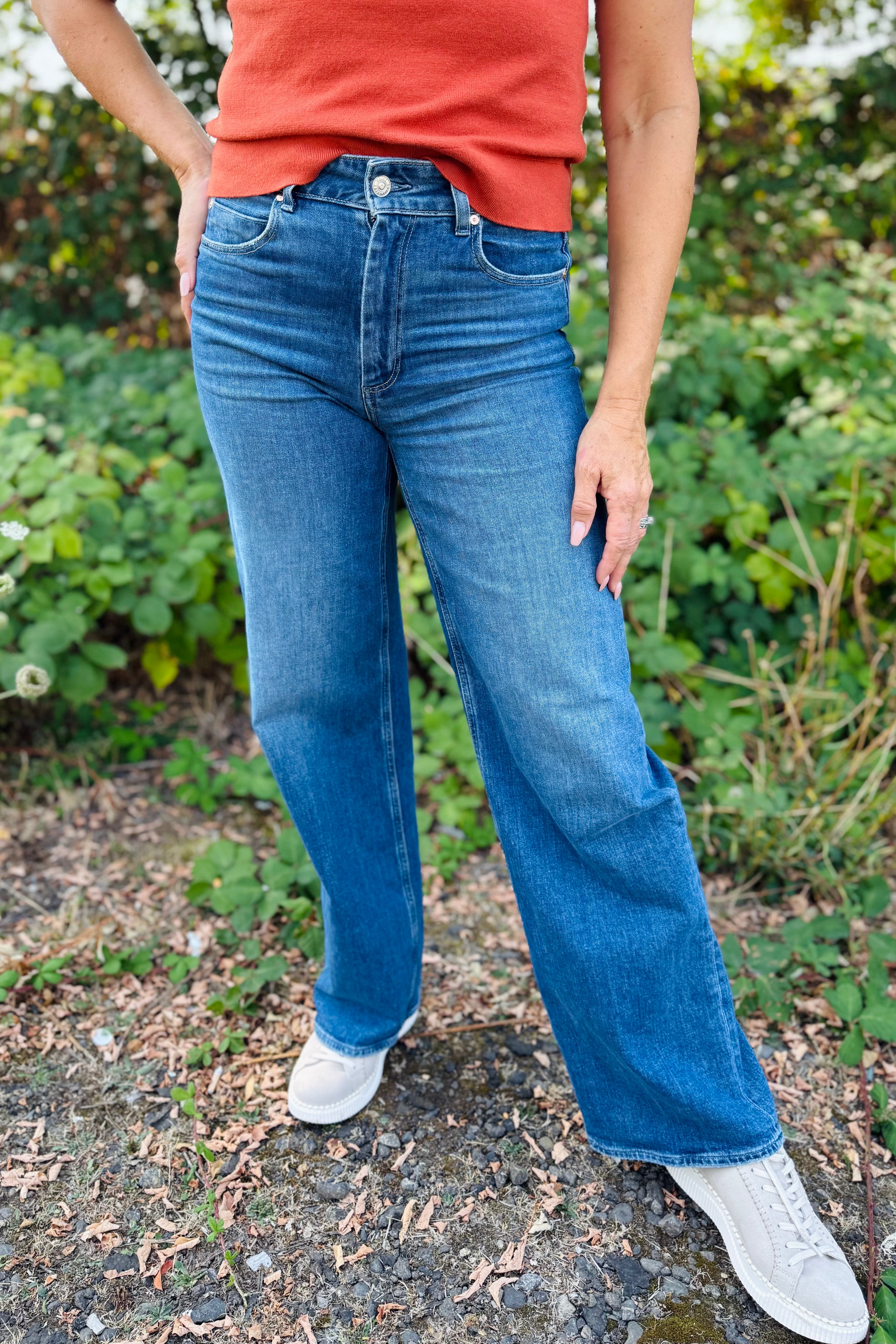 Sasha 32" W/ Coin Pocket