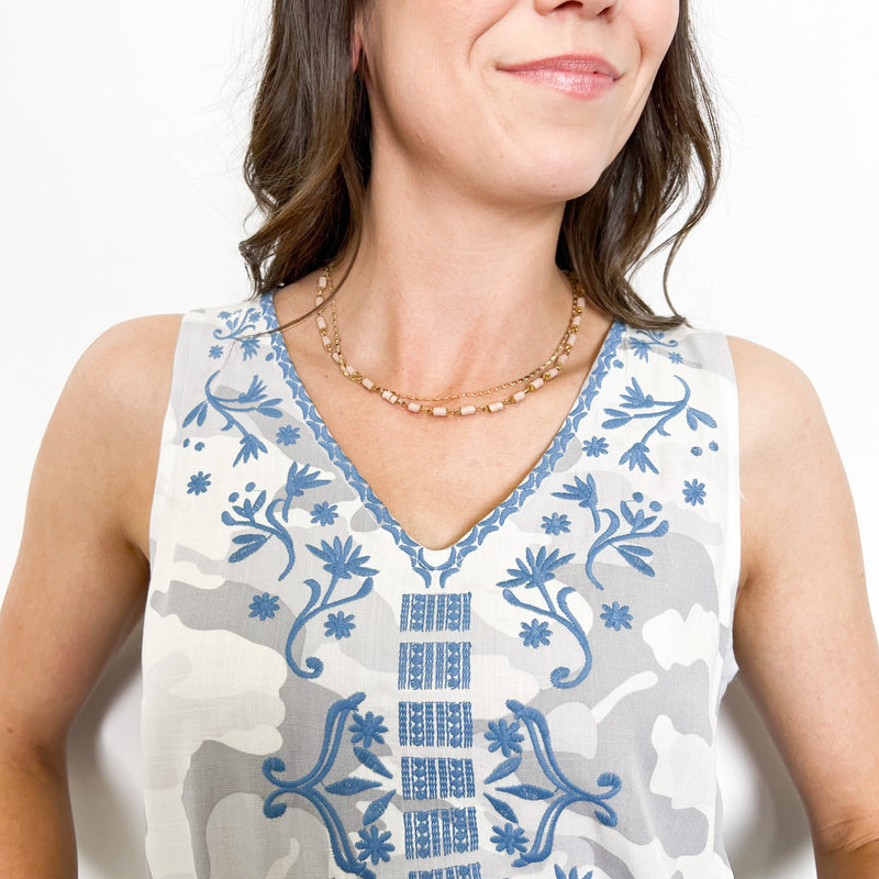 Sleeveless Blouse W/ Embroidery