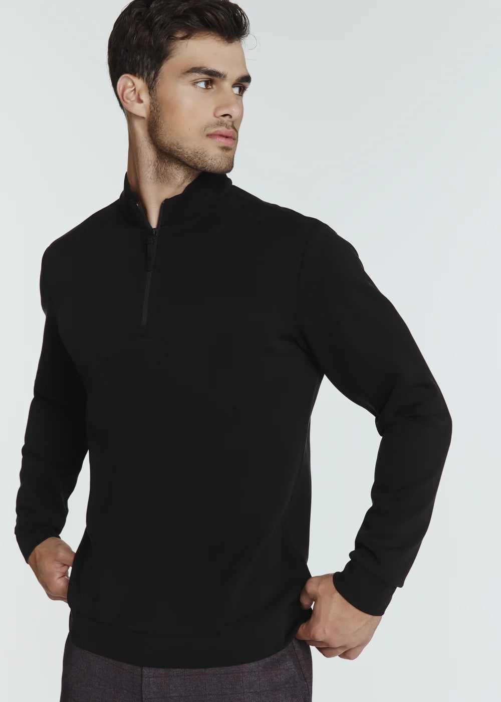 Rev Quarter Zip Pullover - Black