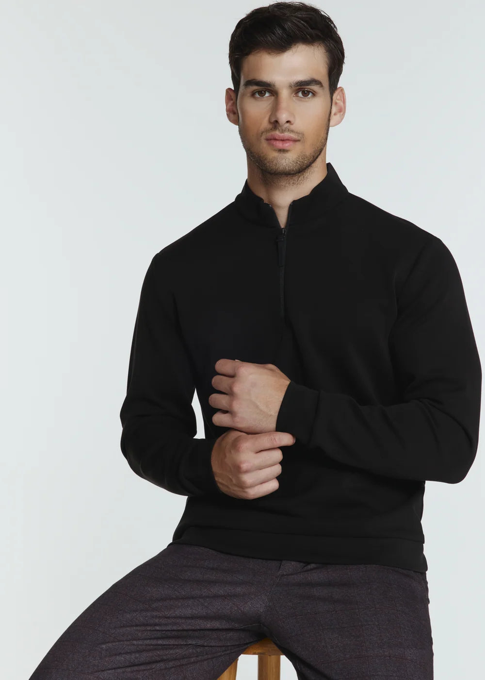 Rev Quarter Zip Pullover - Black