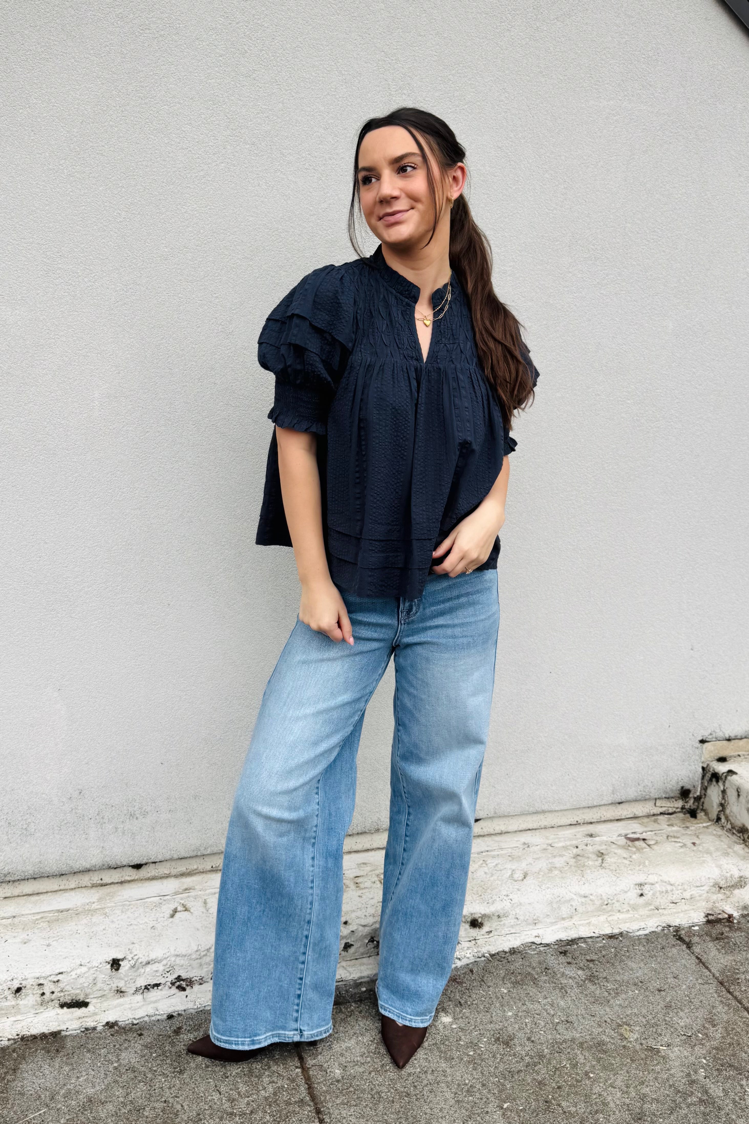 S/S Crinkle Detail Top