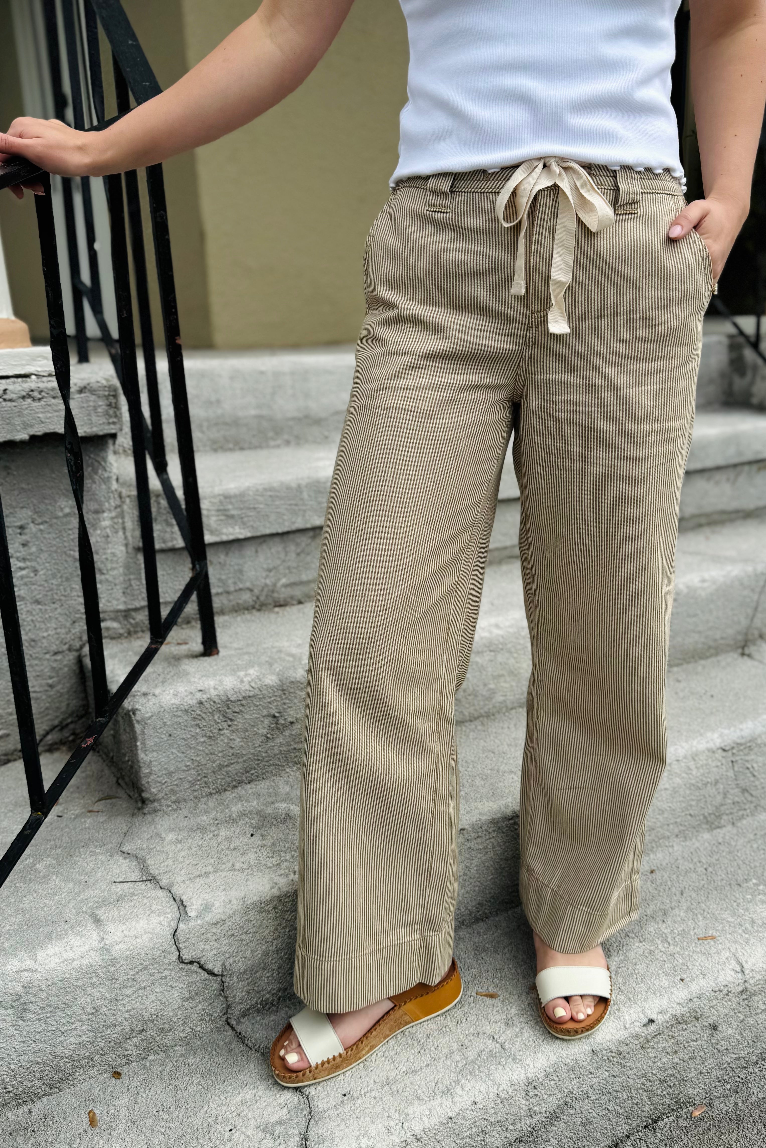 Lily Stripe Cropped Pant