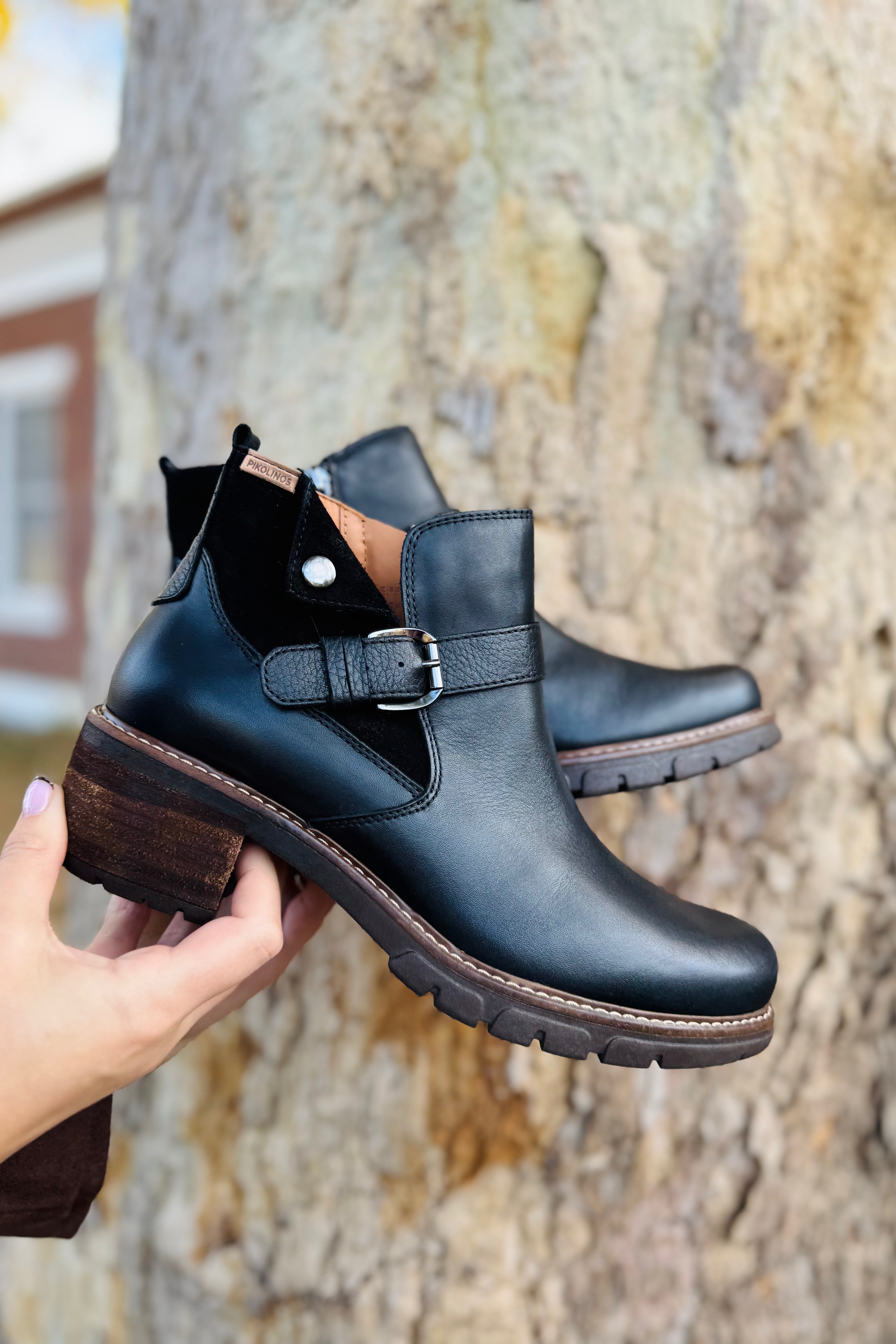 San Sebastian Lace-Up Boot - Black