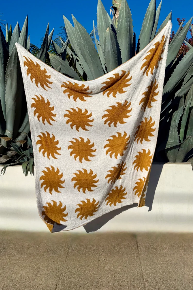 Sun Plush Throw - Buckhorn Brown | Sundream - view 2