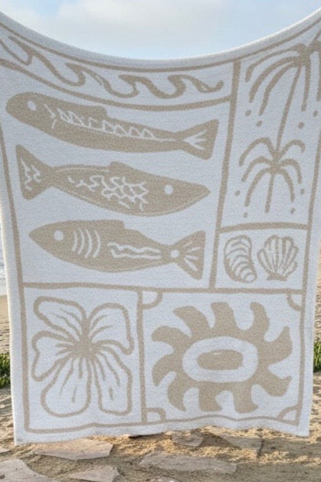 Beachcomber Plush Throw - Sand | Sundream
