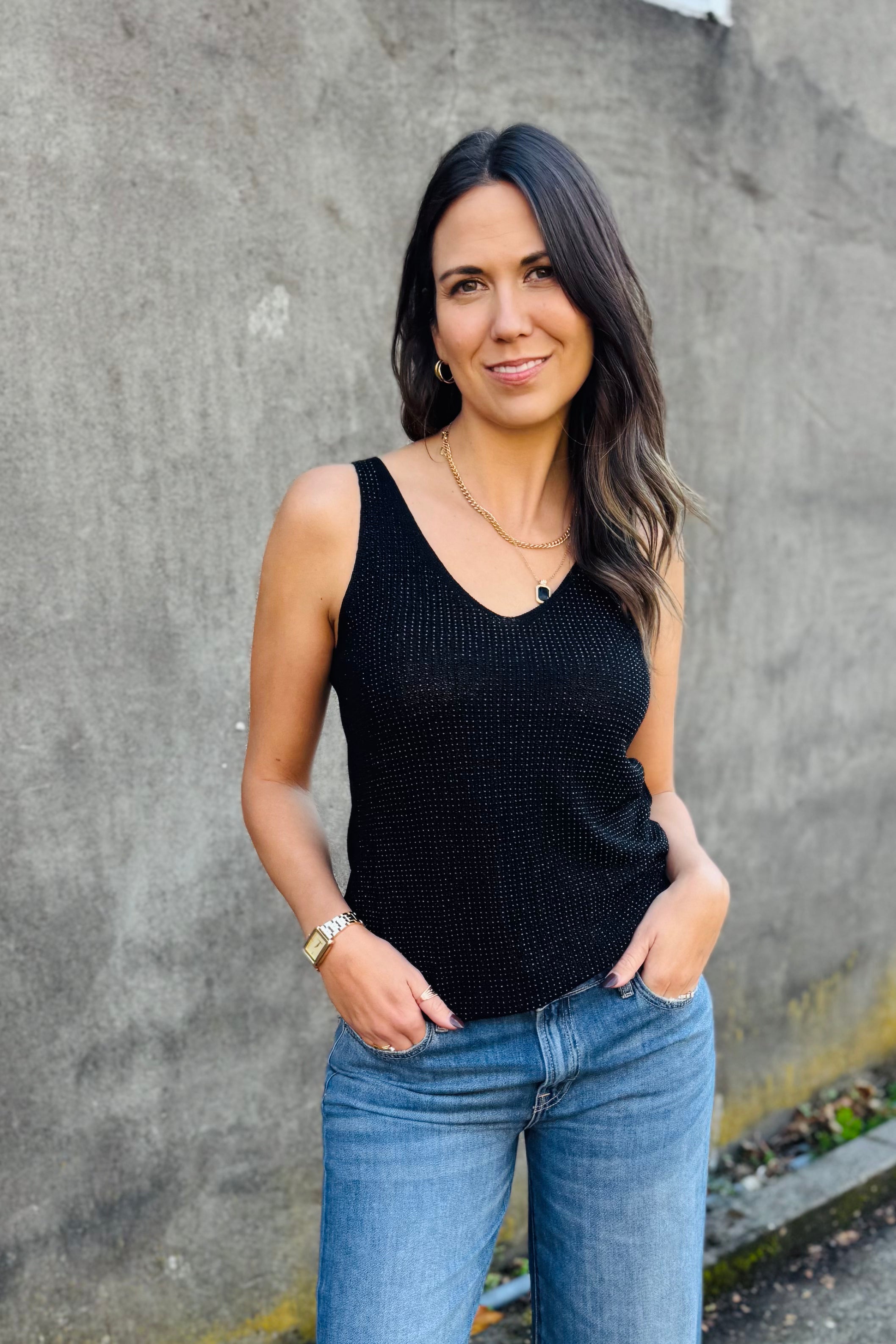 Sleeveless V-Neck Pullover