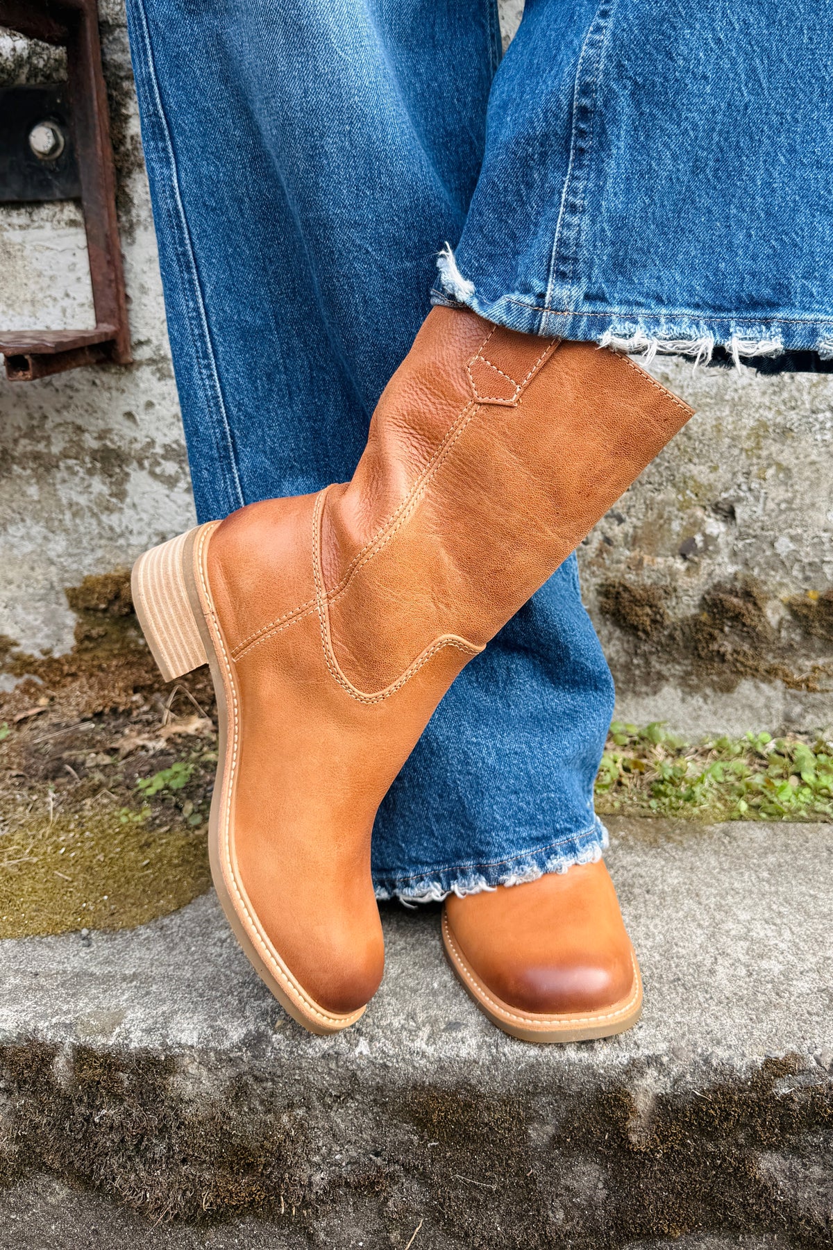 Tabitha Boot - Luggage