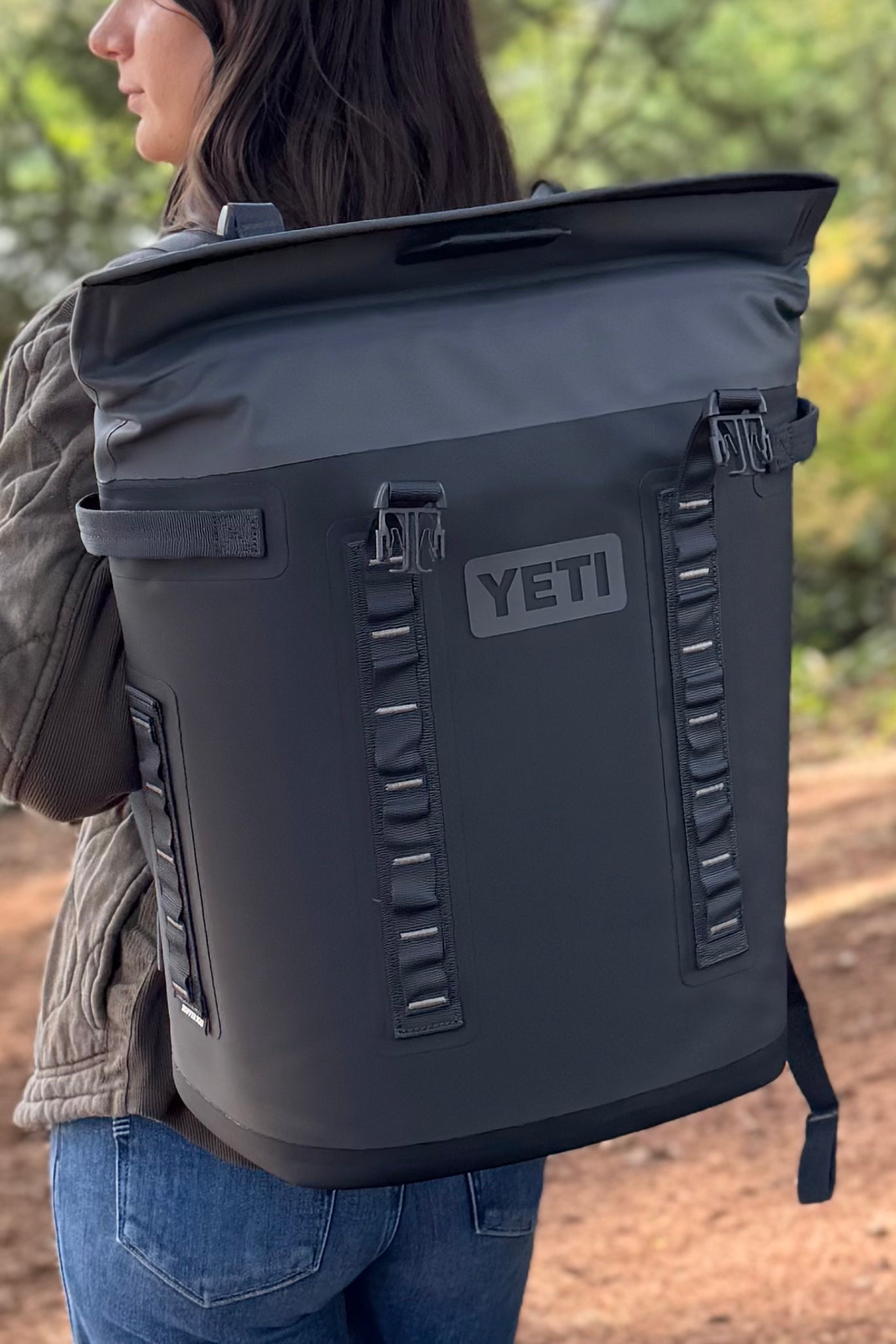 YETI Hopper Backpack M20 Soft Cooler - Charcoal