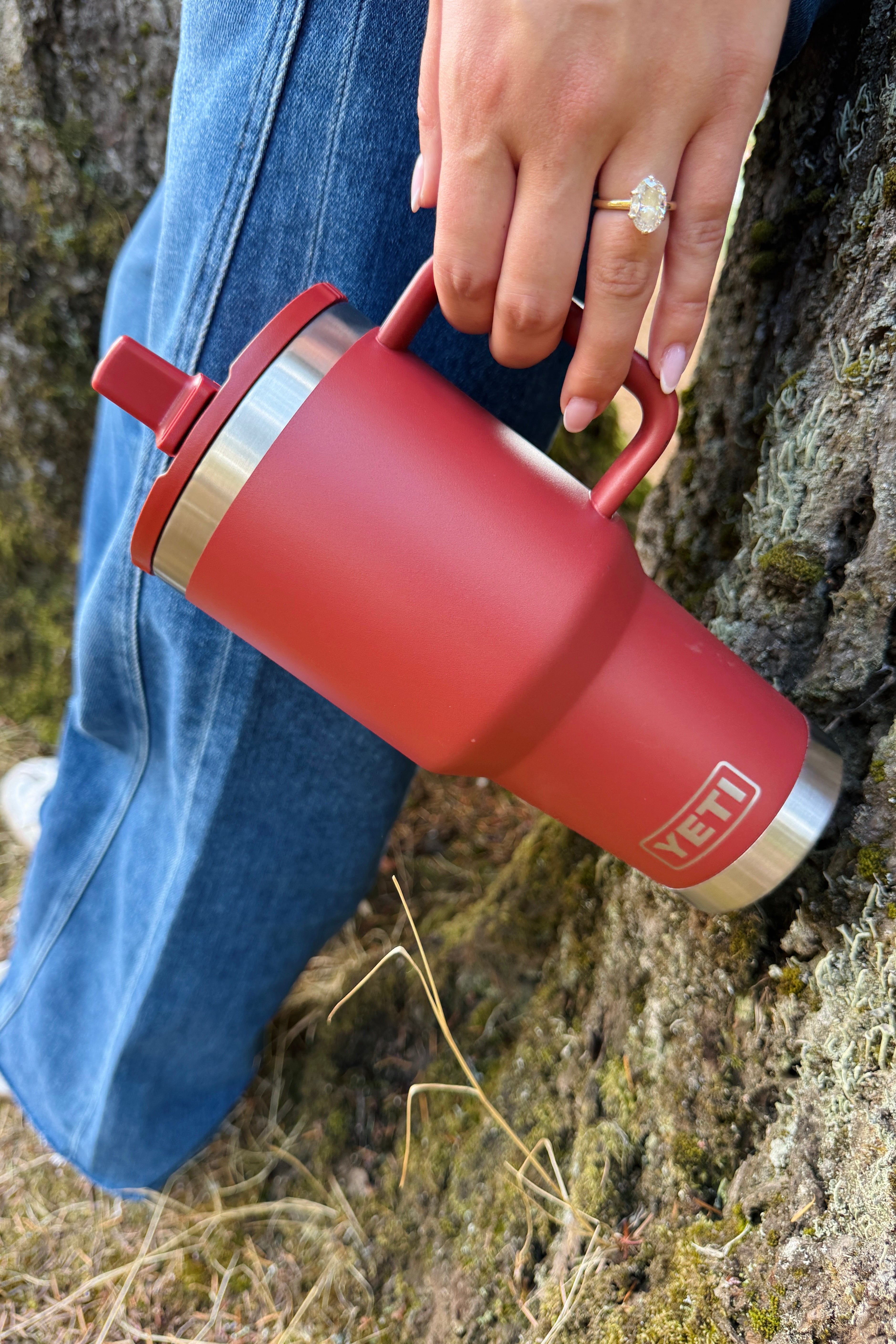 YETI Rambler 30 oz Travel Straw Mug - Stag Red