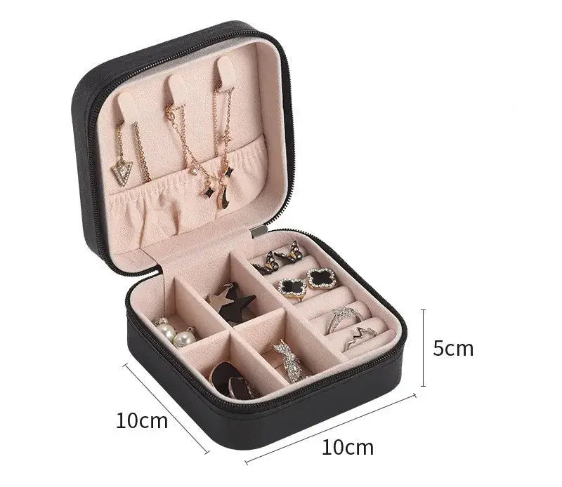 Travel Leather Jewelry Case: Black | Arktana