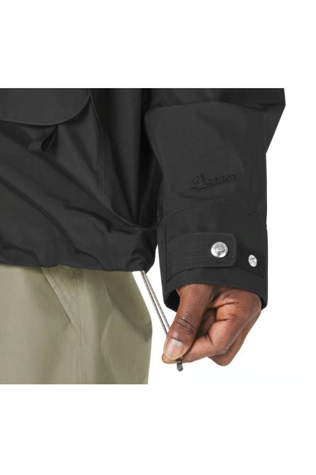 Danner Cascade Crest packable GTX jacket in Black, a waterproof GORE-TEX rain jacket that packs down small for hiking, travel, fishing and rainy Pacific Northwest days