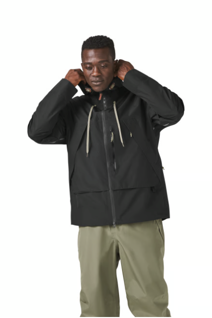 Danner Cascade Crest packable GTX jacket in Black, a waterproof GORE-TEX rain jacket that packs down small for hiking, travel, fishing and rainy Pacific Northwest days