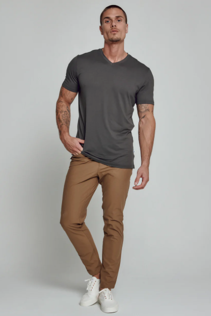 7 Diamonds Core V-neck tee in Graphite, a soft, stretchy, sustainable everyday tee for layering under a jacket, travel days, the gym and weekends