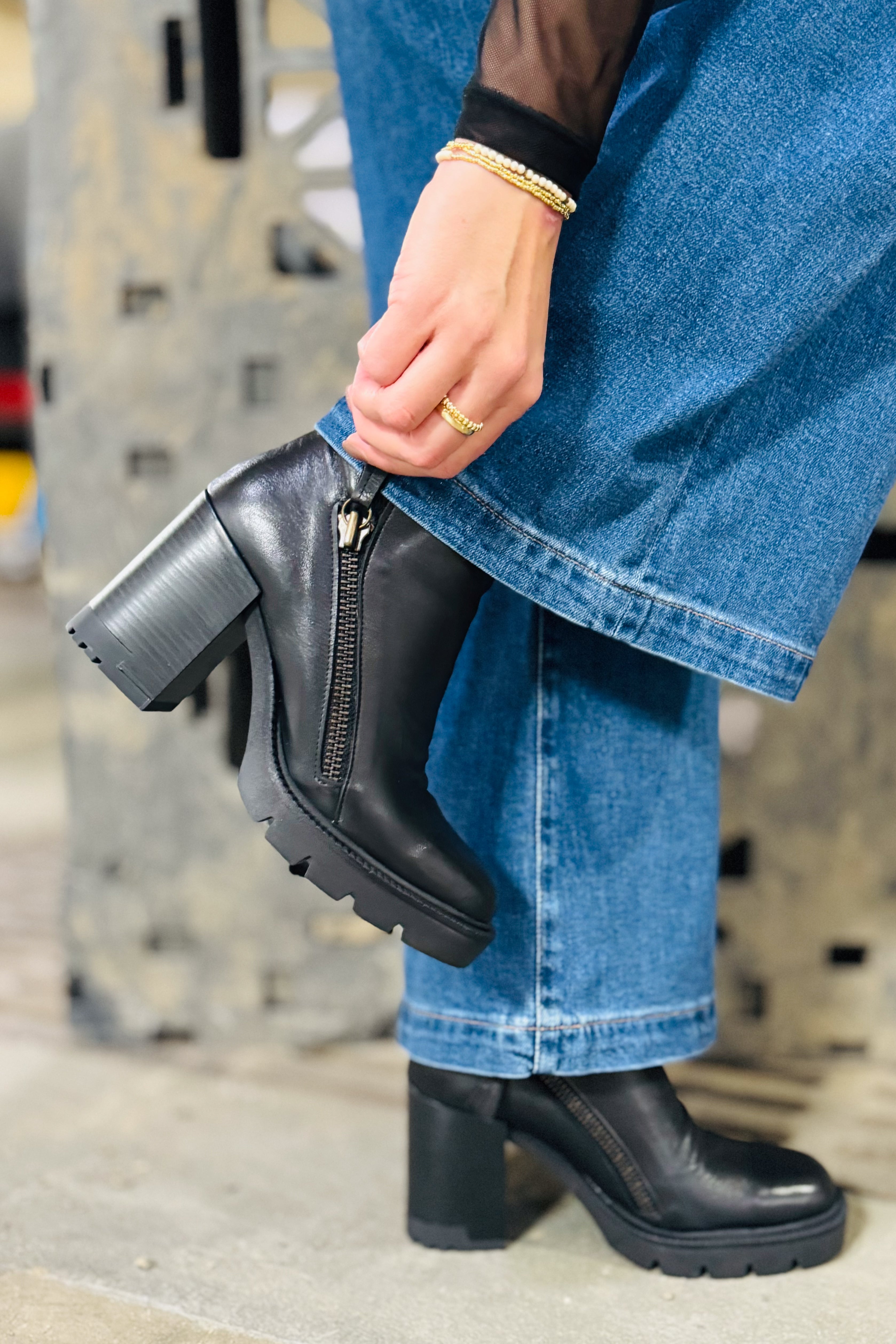 Magdalena women s leather heeled delicate chelsea boots