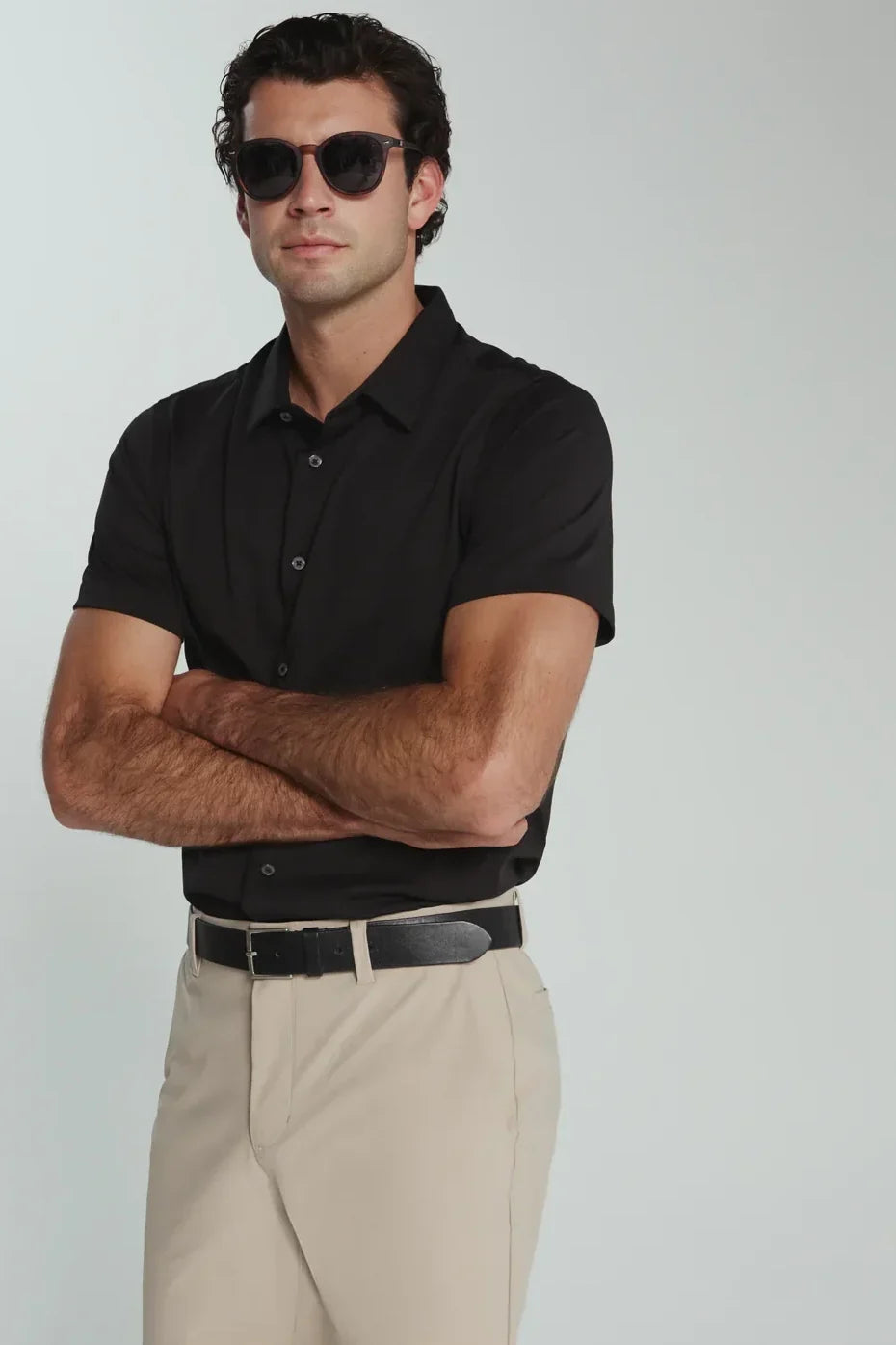 7 Diamonds Girona shirt in Black, a short sleeve button-up in the same comfortable Girona fabric for summer nights out, vacations and weddings
