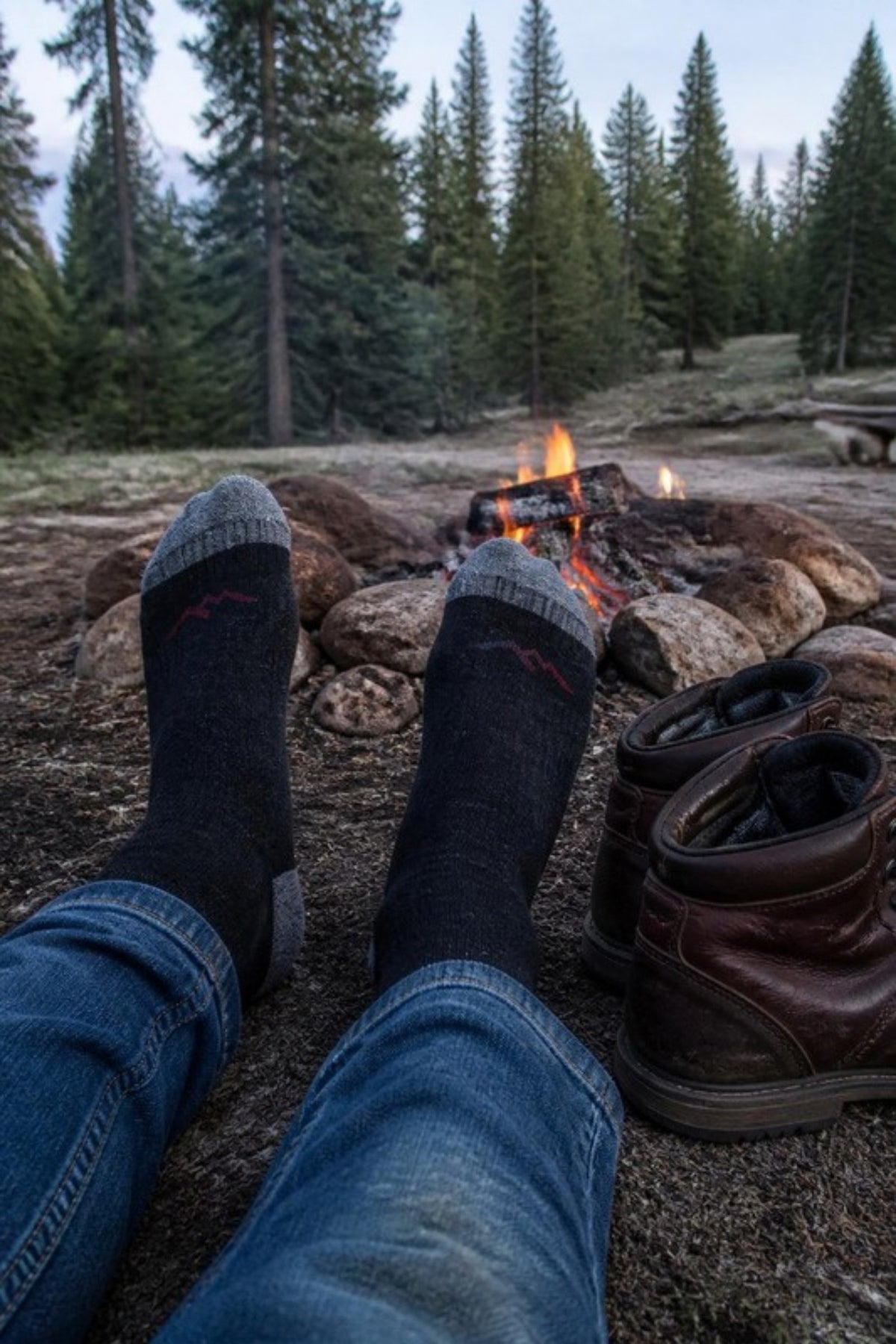 Darn Tough Hiker Boot Full Cushion Midweight Hiking Socks in Black, a full-cushion midweight boot-height merino sock for long hikes, work boots, hunting and cold-weather adventures, guaranteed for life