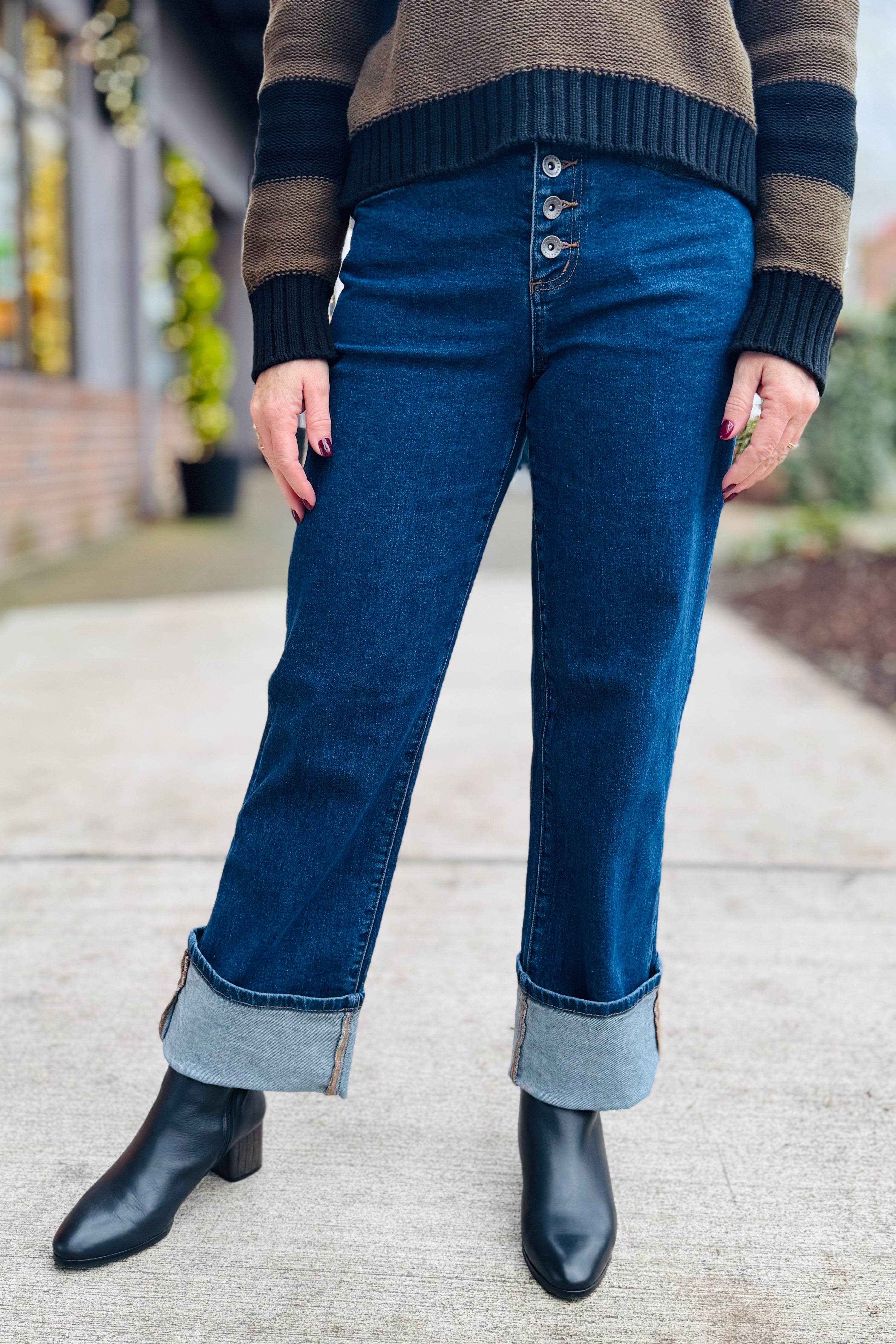 Luna Cuffed Denim