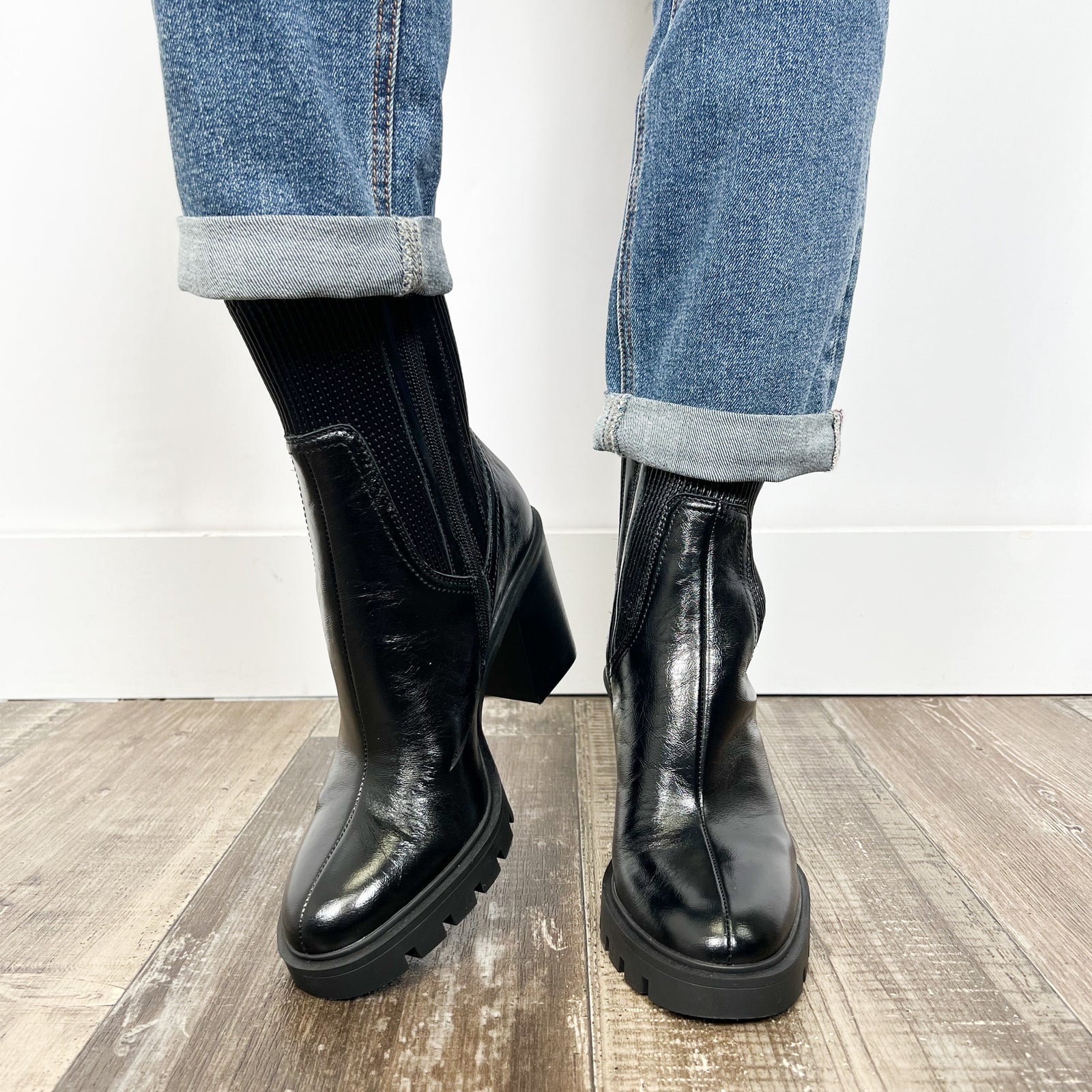 Women's boots & booties