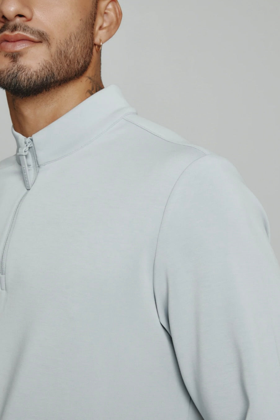 7 Diamonds Rev Quarter Zip Pullover - Platinum, a soft, comfortable layer for cool evenings, travel days, campfires and weekend errands