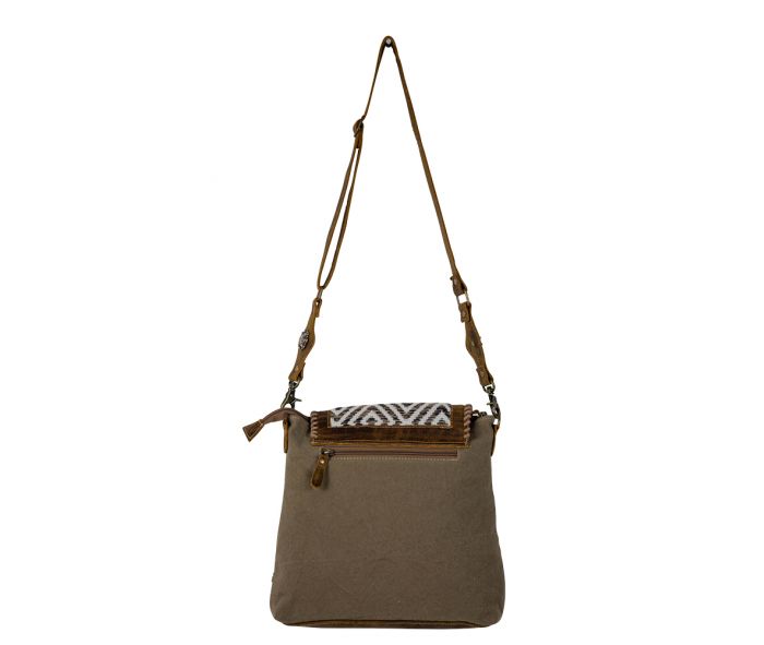 Sand Weaver Flapped Shoulder Bag