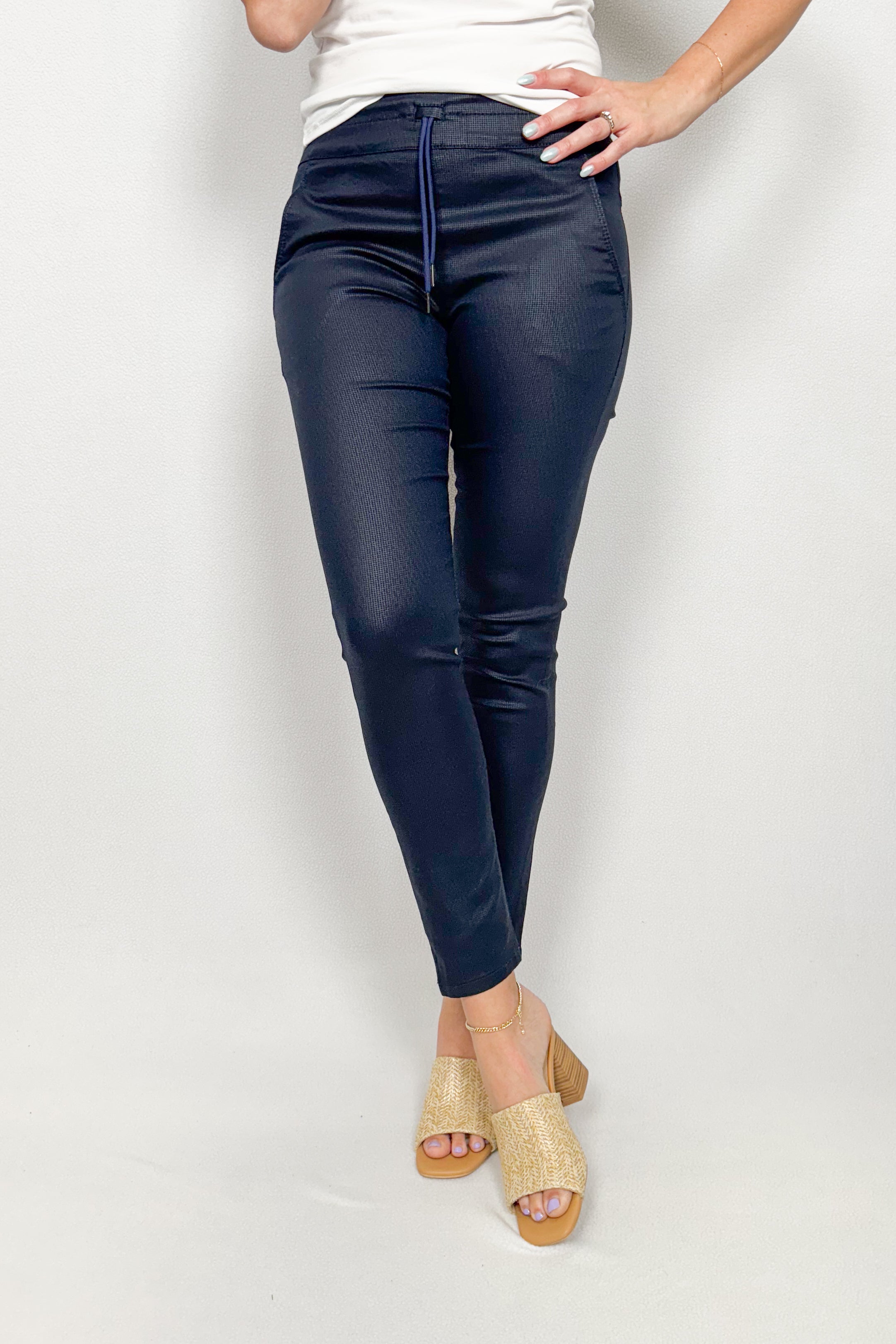 Shely Navy Pant