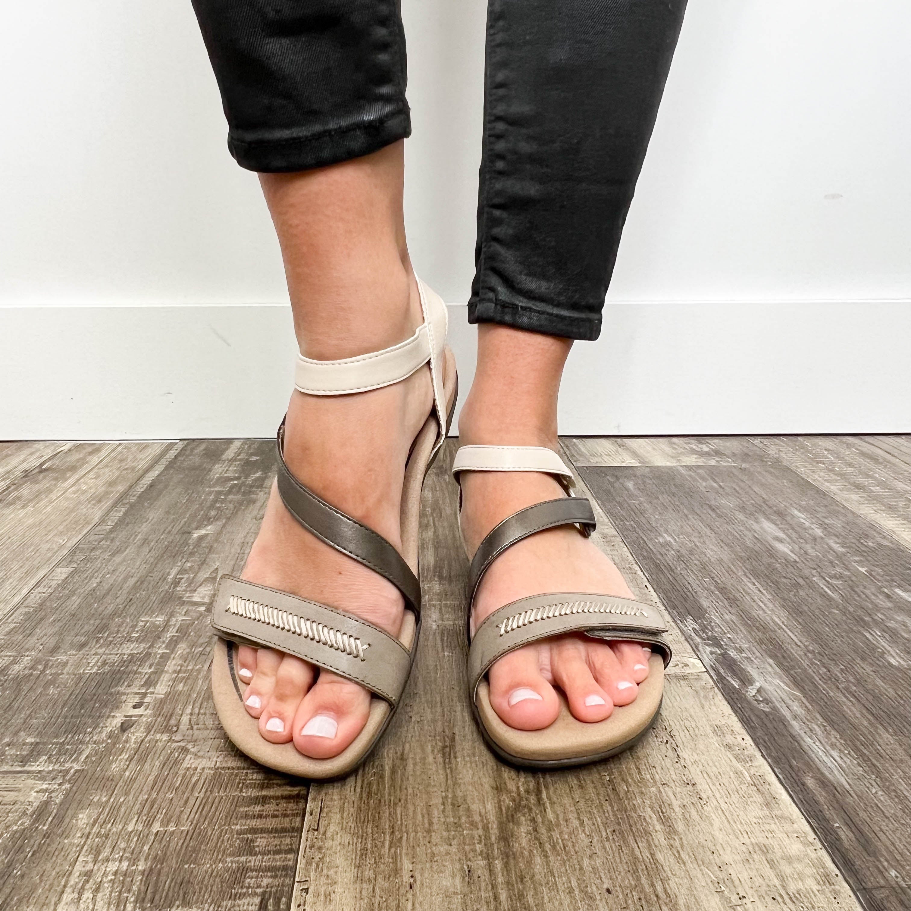 Aetrex discount adrianna sandal