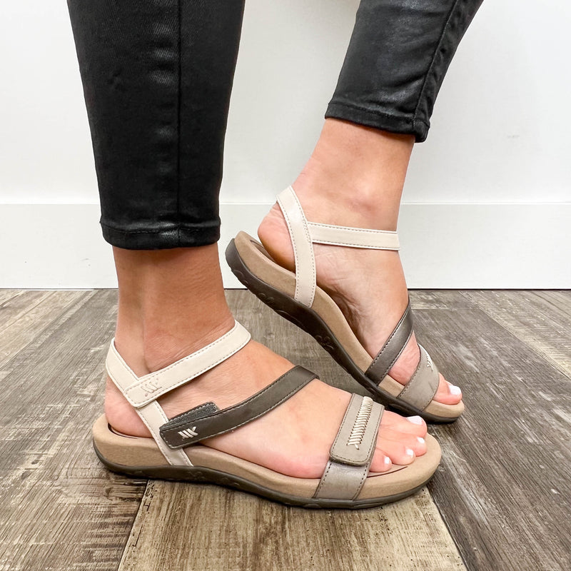 Gabby Sandal