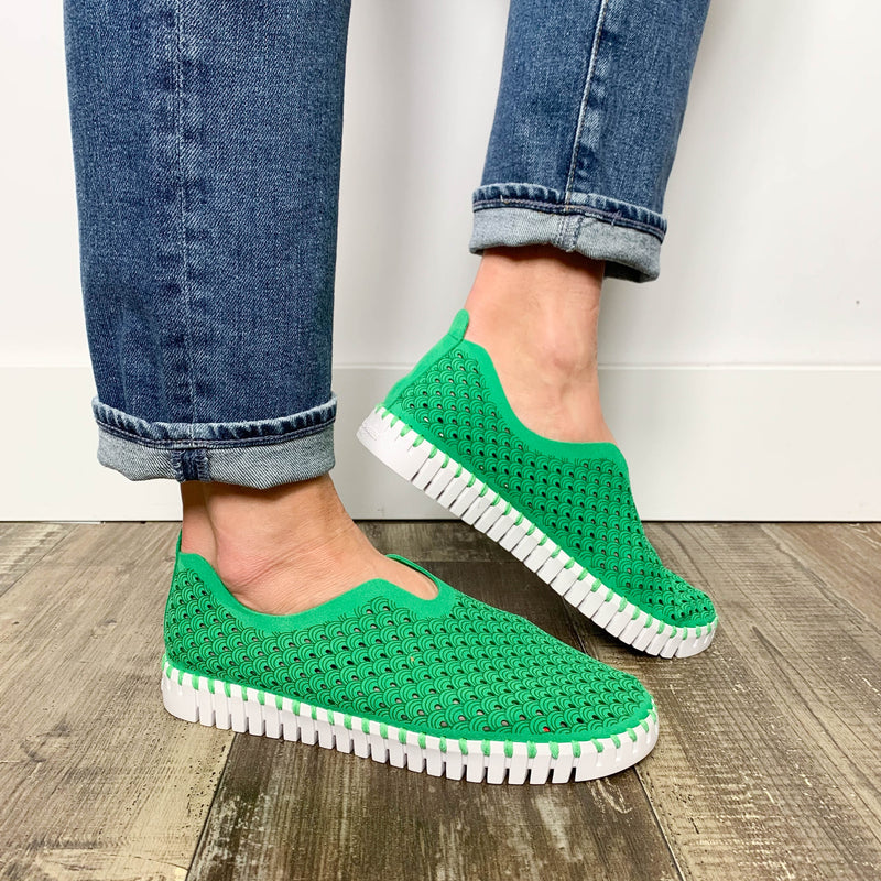 Tulip Slip On