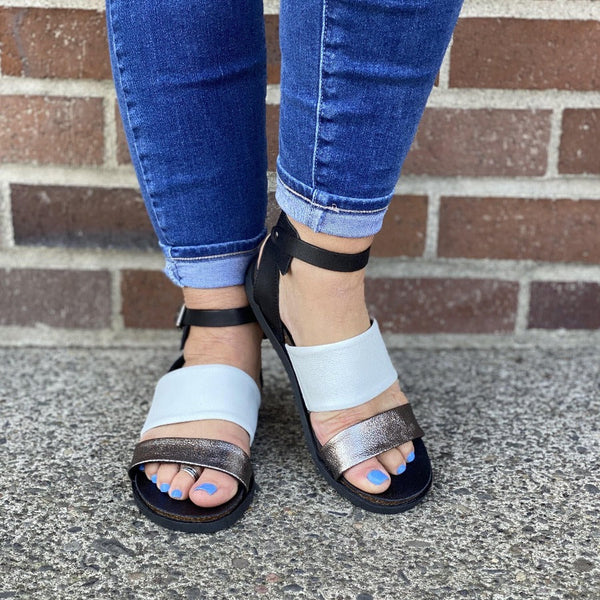 All Black - Pompeii Sandals - Arktana - Sandals