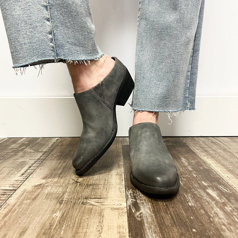 Born - Starr Clog - Arktana - Mules & Slides
