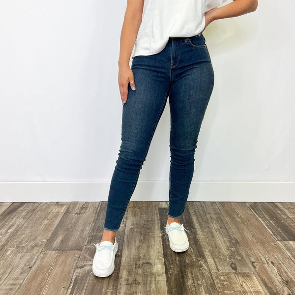 NYDJ - Alina Skinny Jeans With Frayed Hems - Arktana - Bottoms